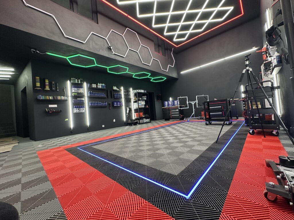 Hochwertige Fahrzeugaufbereitung & Detailing