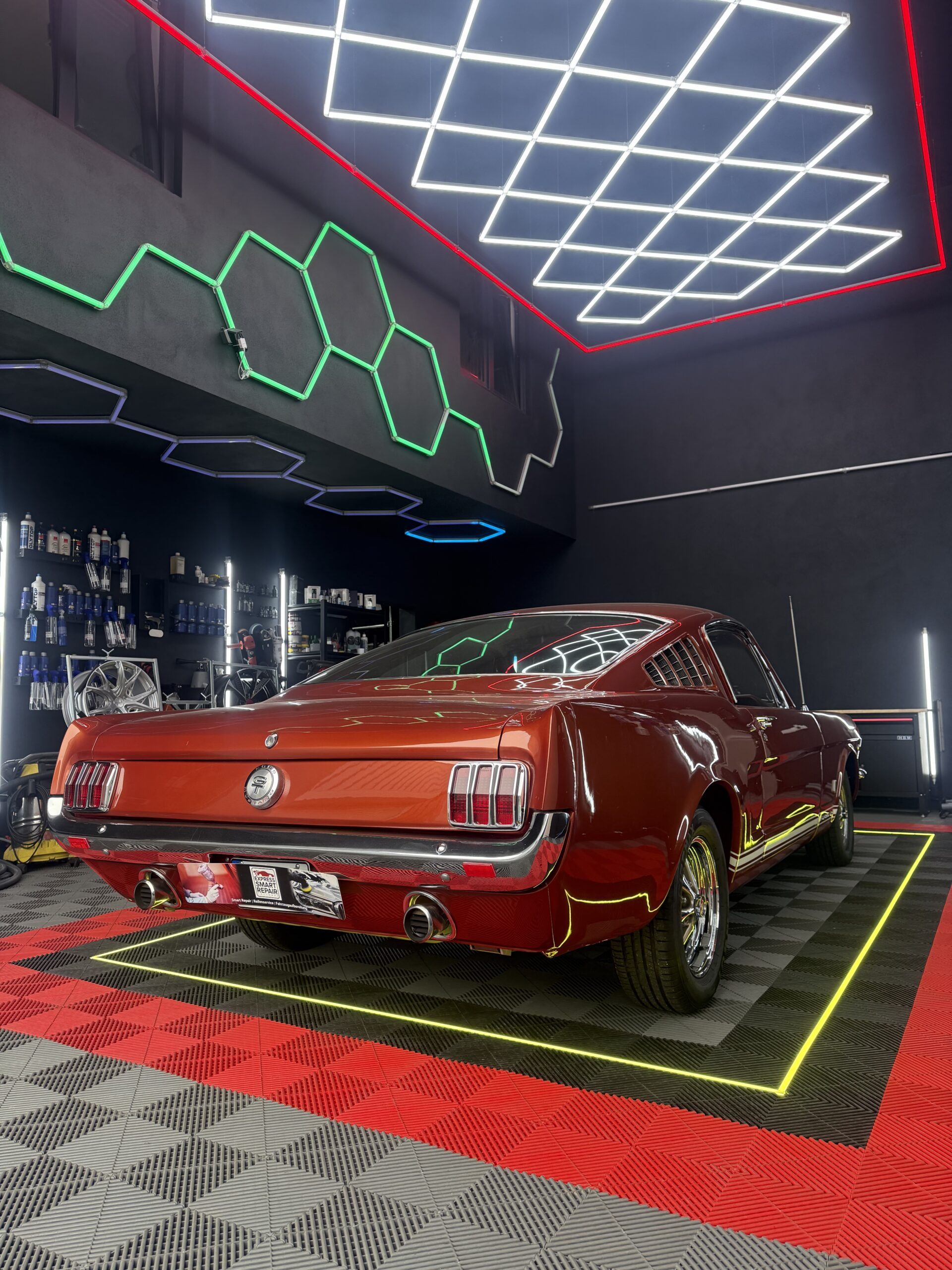 Fahrzeugaufbereitung und Autoaufbereitung. Detailing in höchster Perfektion.